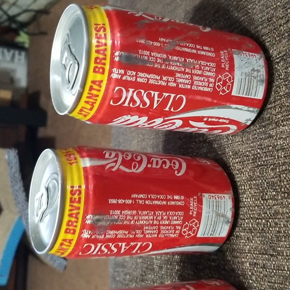 Braves coke cans - Picture 5 of 6